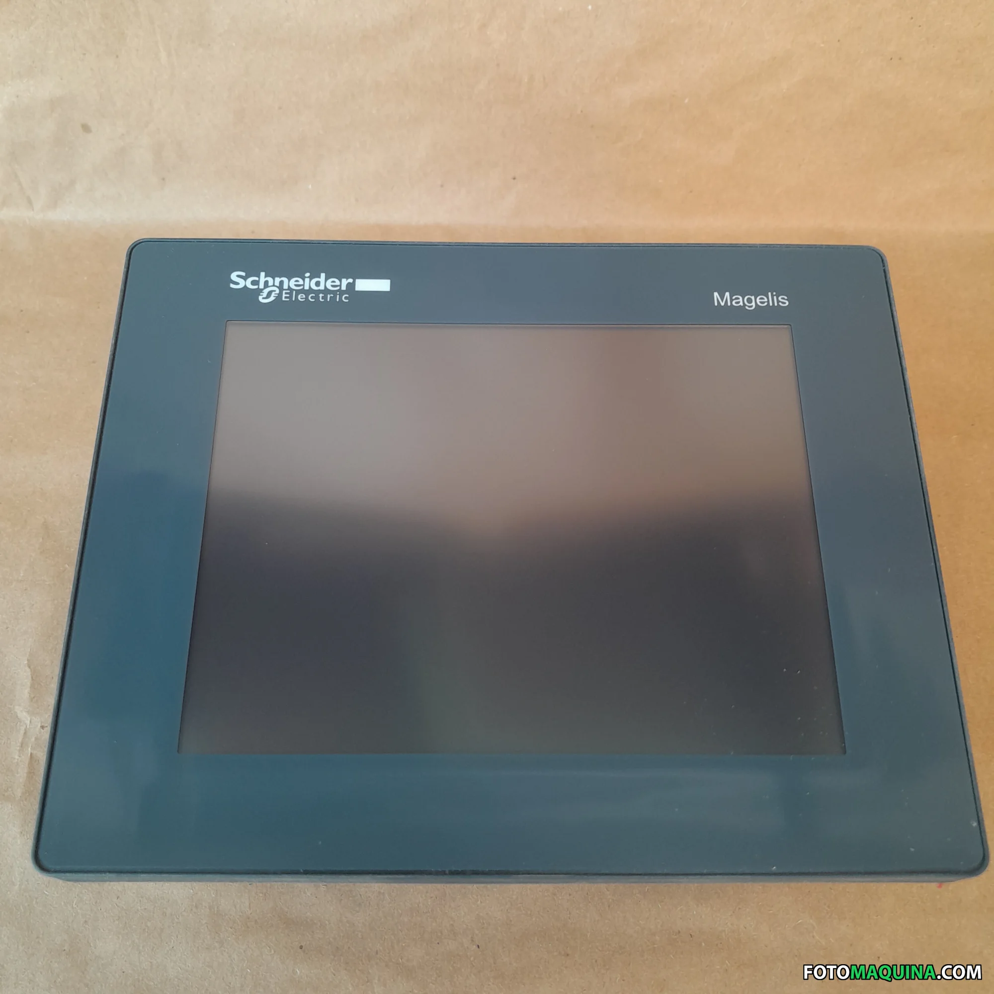 Schneider Electric HMISCU8B5 - PLC y HMI de 5.7" Integrado